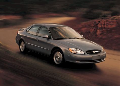 2003 Ford Taurus