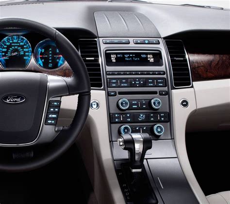 Ford Taurus Interior