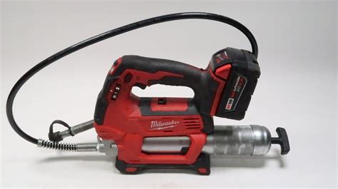 Milwaukee M18 2-Speed Cordless Grease Gun