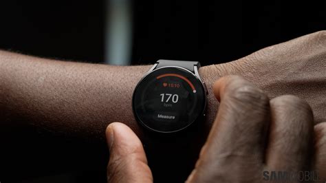 Samsung Galaxy Watch 5 on Peloton Bike