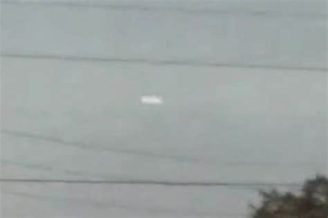 Snake-like UFO