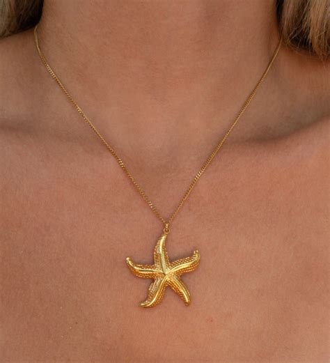 Starfish necklace