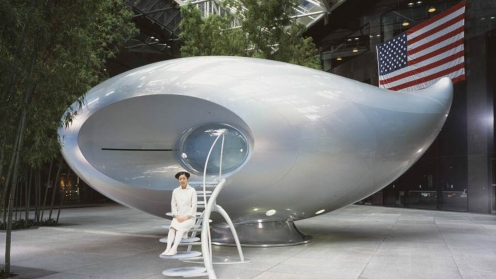 Mariko Mori Wave UFO