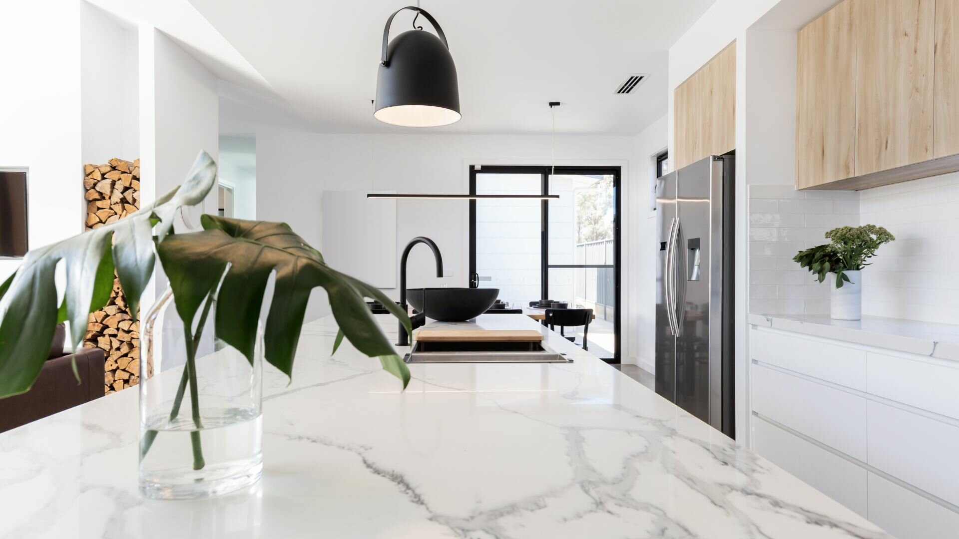 Marble kitchen, Marble: Elegance and Versatility
