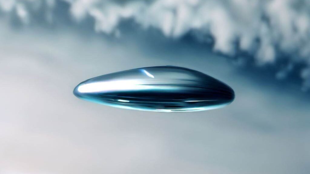 Realistic rendering of a metal UFO